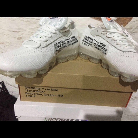 Nike Vapor Max off white